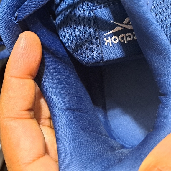 Reebok Size 9 EU 40 Almost New - Picture 3 of 7